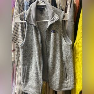 Patagonia women’s vest. Size medium. Only wore a few times.